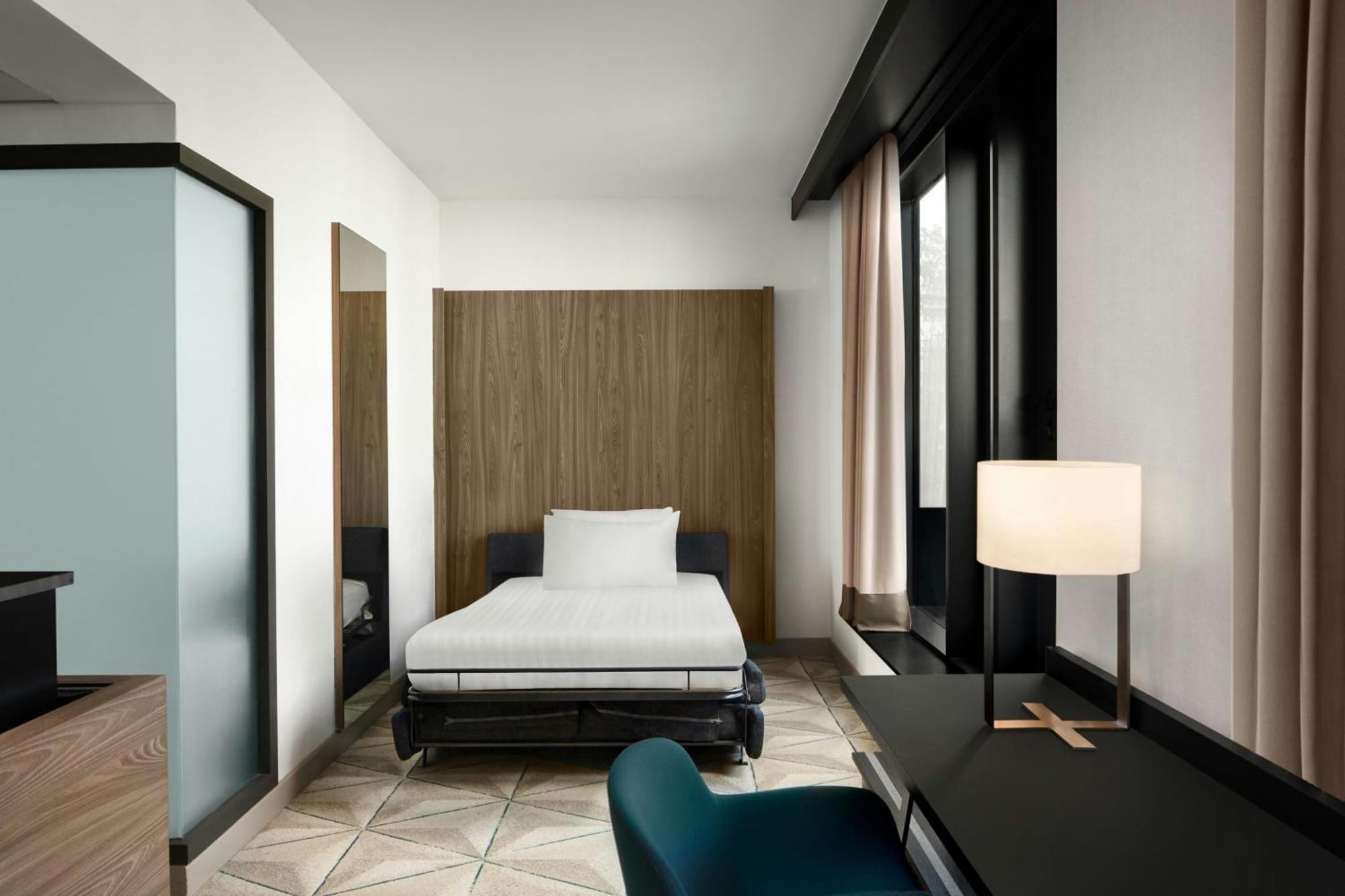 Courtyard By Marriott Paris Porte De Versailles Issy-les-Moulineaux Exteriér fotografie