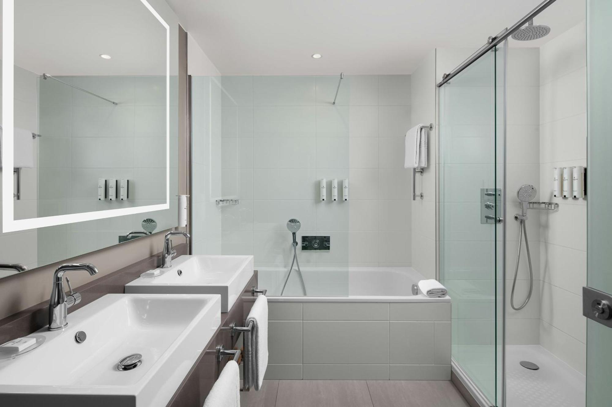 Courtyard By Marriott Paris Porte De Versailles Issy-les-Moulineaux Exteriér fotografie